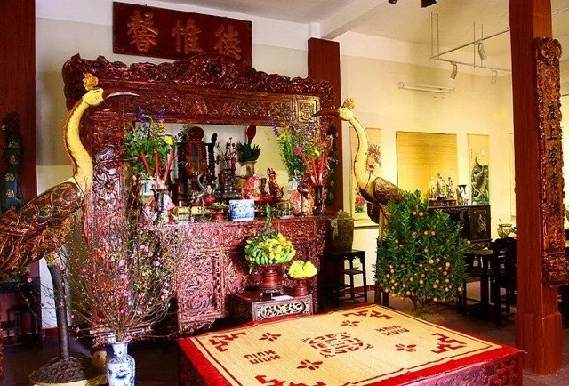 Đặt phong thủy bàn thờ cho gia chủ tuổi Tân Mùi - 1991 như thế nào để hút tài lộc?