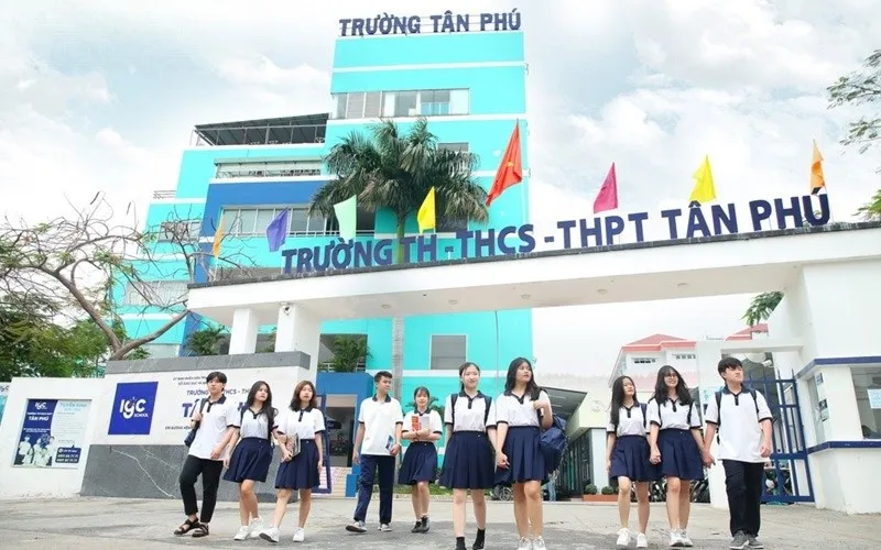 Điểm danh top 3 trường trung học phổ thông tốt nhất gần chung cư Topaz Garden, quận Tân Phú