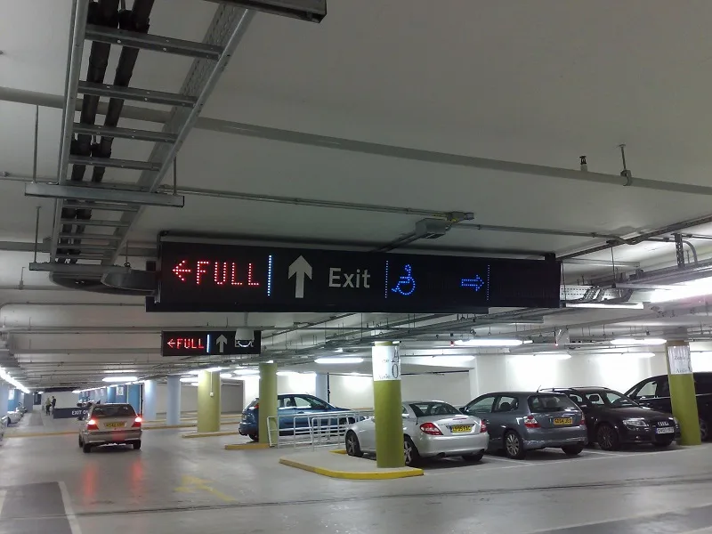 Có đủ chỗ đậu ôtô và xe máy tại chung cư Hồ Gươm Plaza quận Hà Đông không?