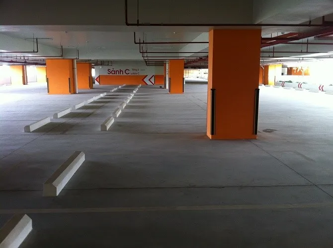 Có đủ chỗ đậu ôtô và xe máy tại chung cư Xuân Mai Riverside quận Hà Đông không?