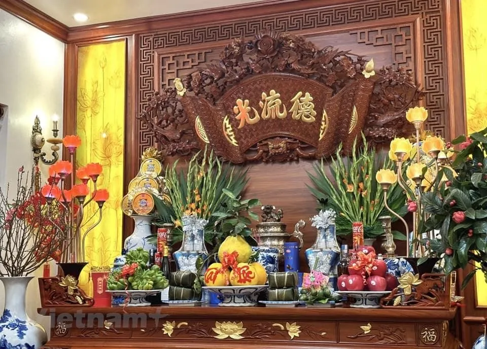 Nữ tuổi Giáp Tý nên đặt bàn thờ Thần Tài hướng nào hút tài lộc? 