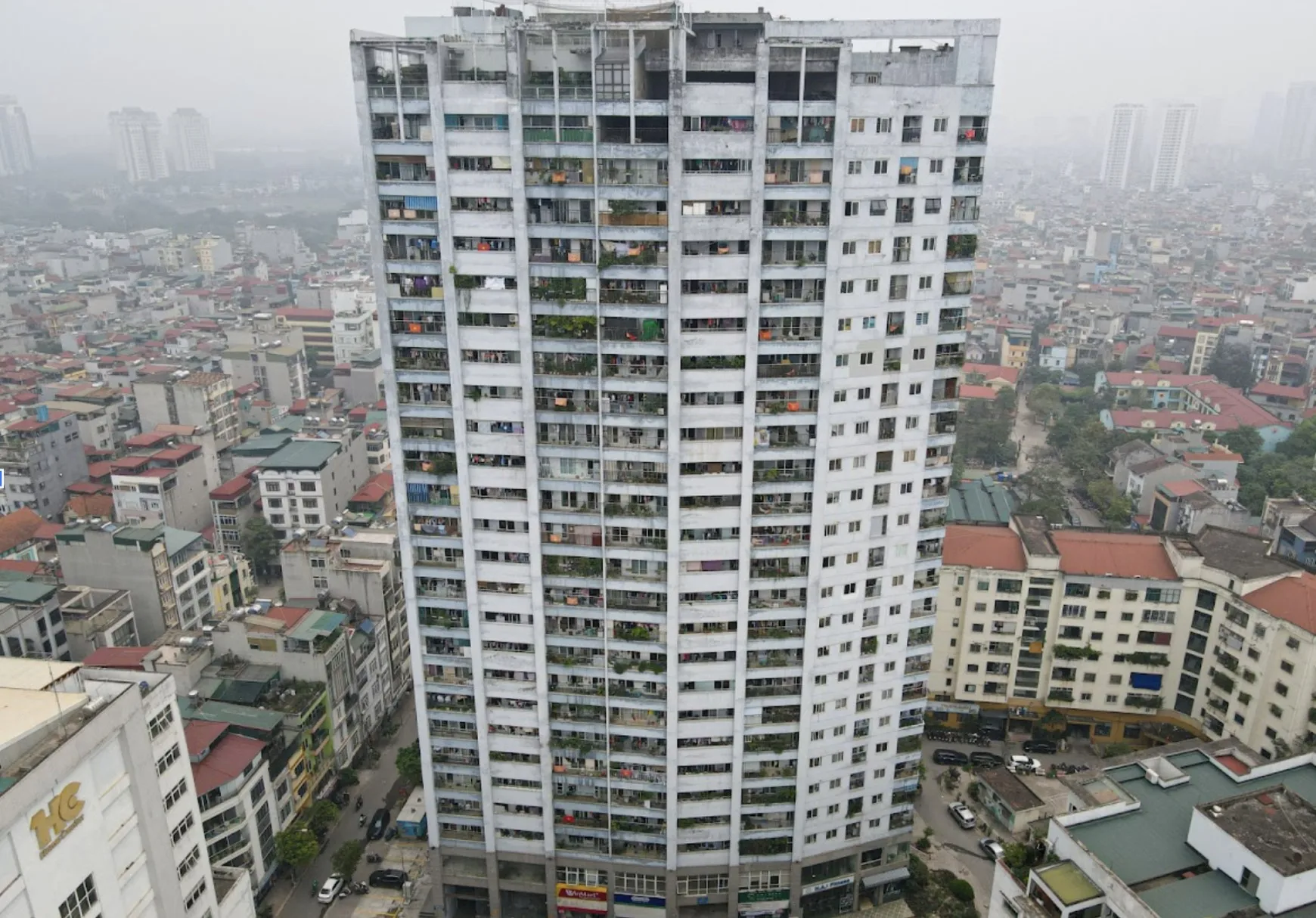 Địa điểm tiến hành thủ tục nhập khẩu với hộ gia đình mua chung cư West Lake Dominium