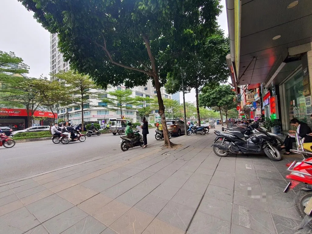 Tổng quan mua bán nhà đất xung quanh Đại học Phương Đông