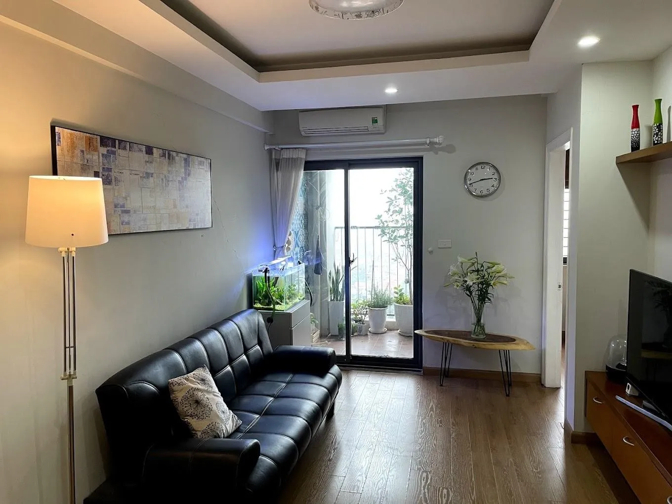 So sánh biến động giá của căn hộ chung cư CT3 Tây Nam Linh Đàm và Rainbow Linh Đàm
