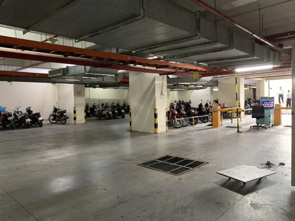 Có đủ chỗ đậu ôtô và xe máy chung cư Happy City huyện Bình Chánh không?