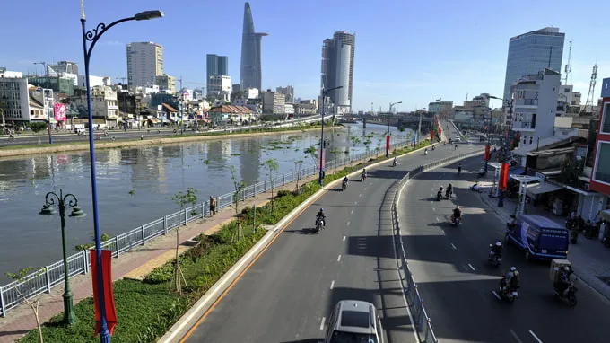 Giá bán nhà riêng đường Nguyễn Khoái, Quận 4, TP. HCM hiện tại là bao nhiêu?