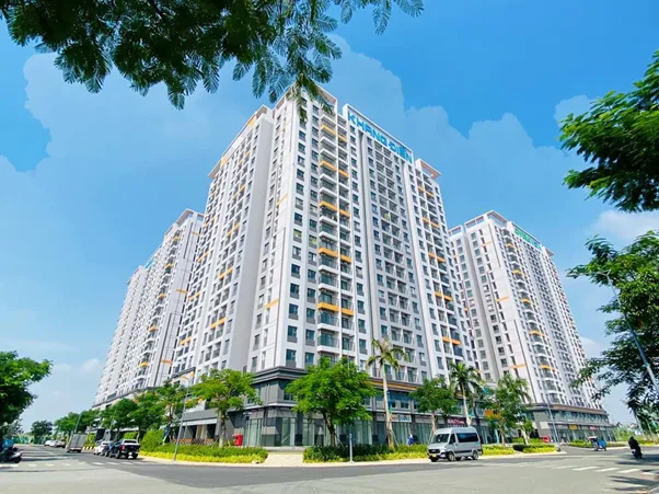 Có đủ chỗ đậu ôtô và xe máy chung cư Lovera Vista huyện Bình Chánh không?