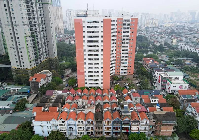 Có đủ chỗ đậu ôtô và xe máy tại chung cư An Lạc Phùng Khoang quận Nam Từ Liêm không?