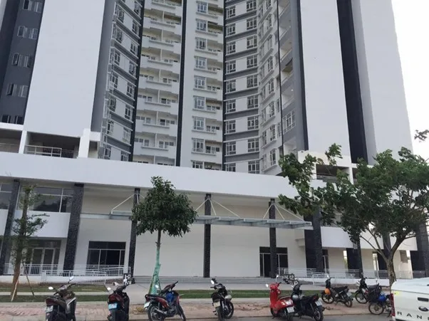 Có đủ chỗ đậu ôtô và xe máy chung cư The Easter City huyện Bình Chánh không?