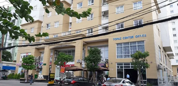 Có đủ chỗ đậu ôtô và xe máy chung cư Topaz Garden Quận Tân Phú không?