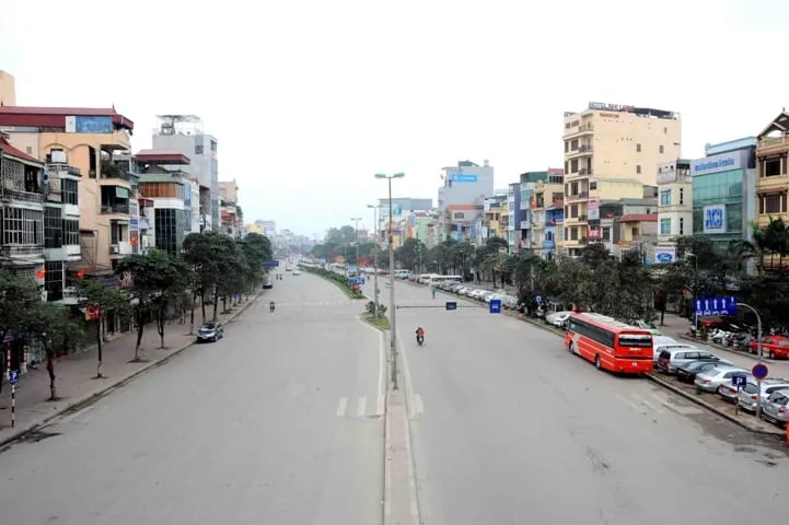 Nhà mặt ngõ cách đường Trần Khát Chân 60m, quận Hai Bà Trưng có giá bán bao nhiêu?