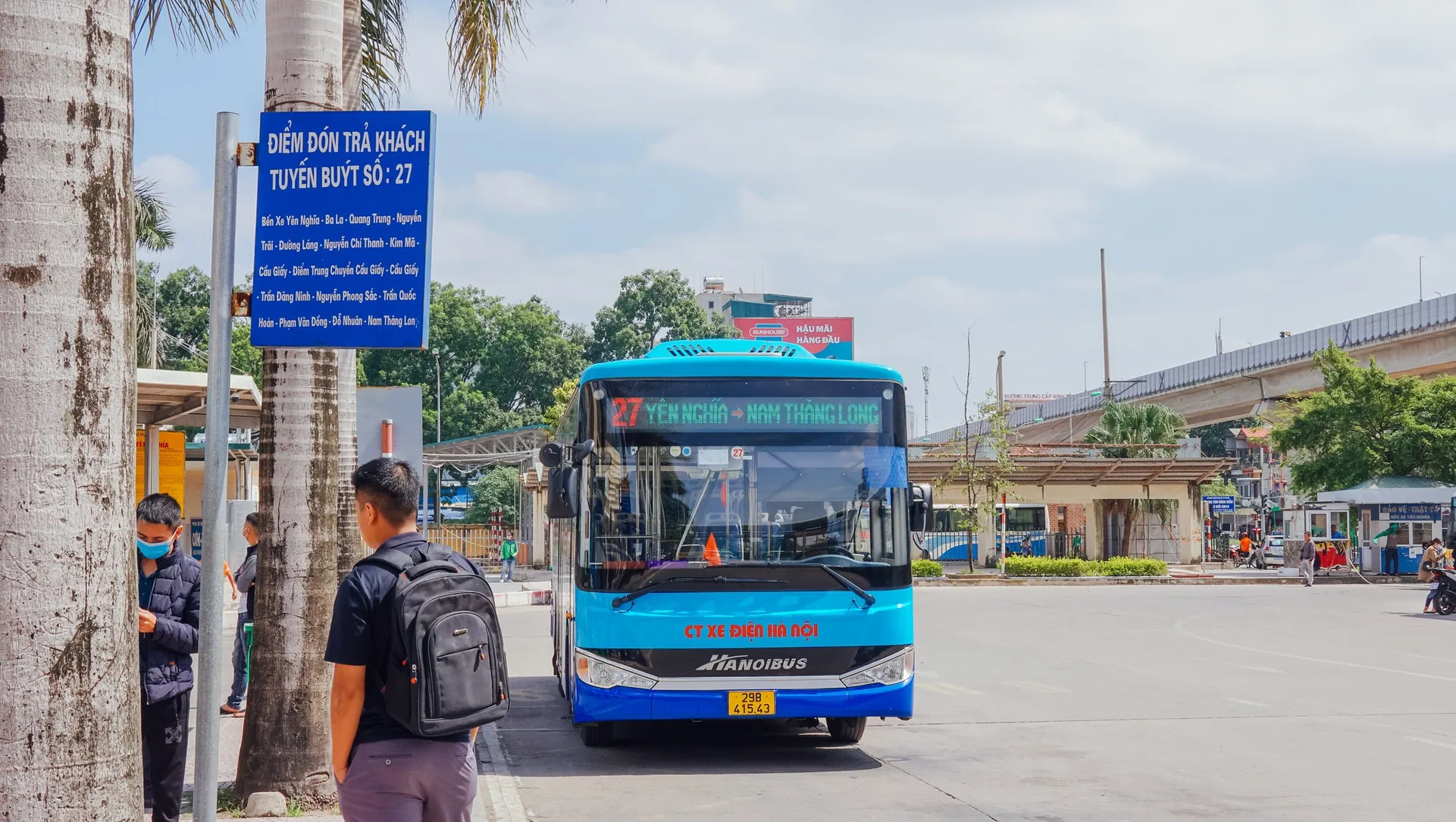 Để di chuyển đến chung cư Hei Tower, cư dân có thể sử dụng những tuyến bus nào?