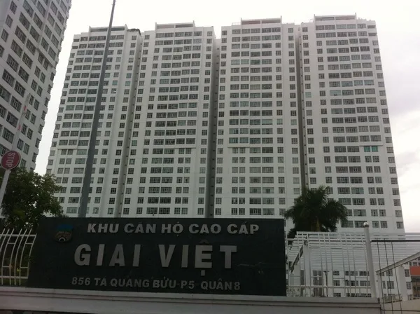 Có đủ chỗ đậu ôtô và xe máy chung cư Giai Việt Residence Quận 8 không?