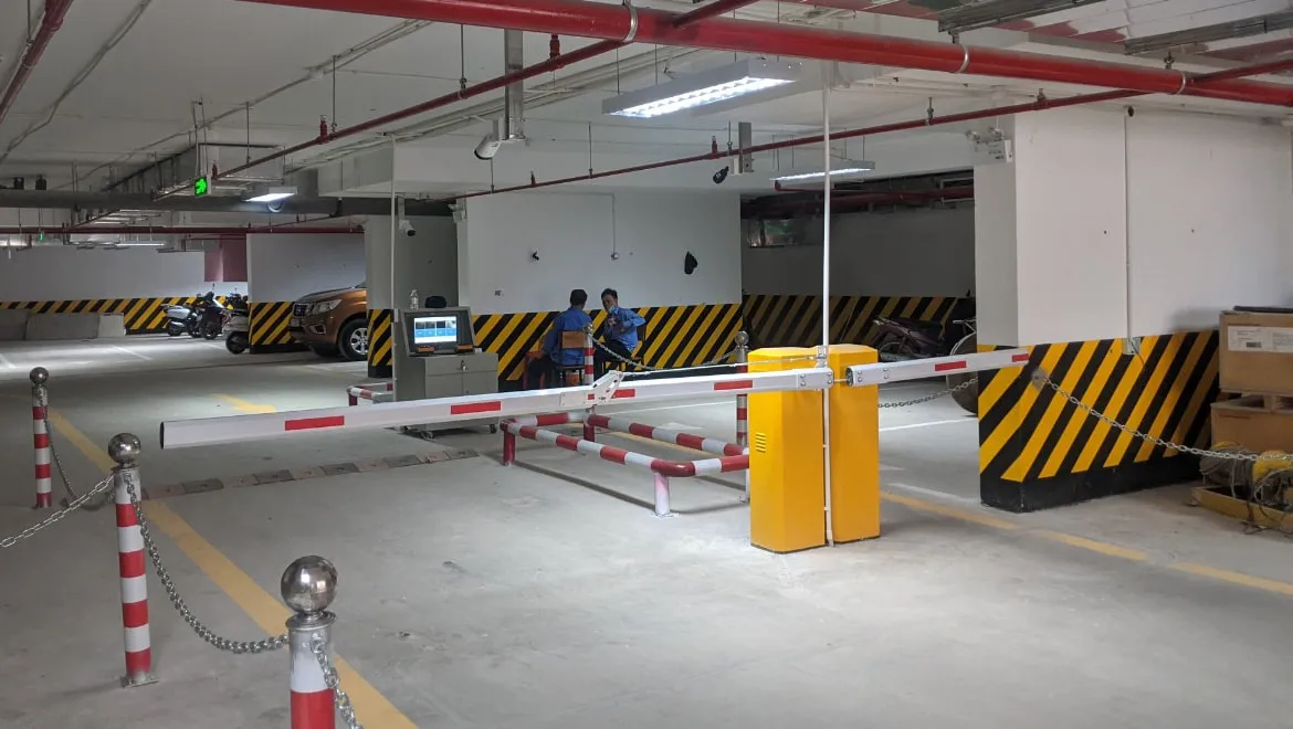 Có đủ chỗ đậu ôtô và xe máy chung cư Ruby Garden Quận Tân Bình không?