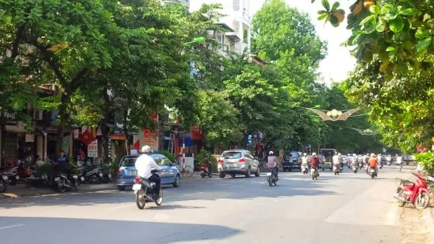 Nhà mặt phố tại phố Huế, quận Hai Bà Trưng có giá bán bao nhiêu?