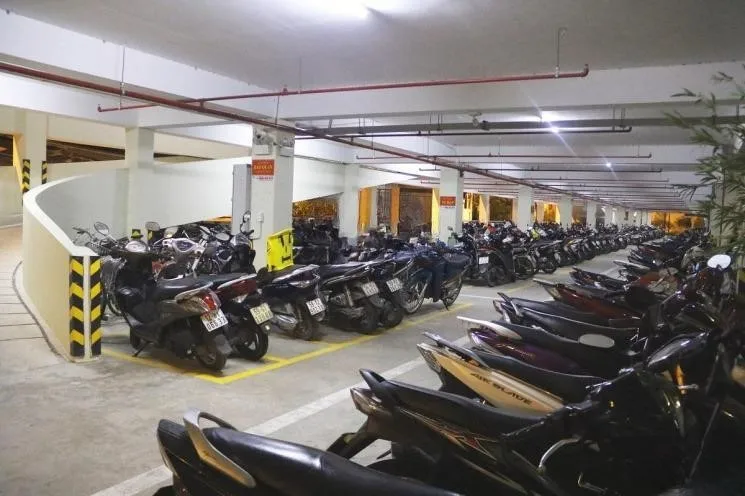 Có đủ chỗ đậu ôtô và xe máy chung cư The Parkland Quận 12 không?