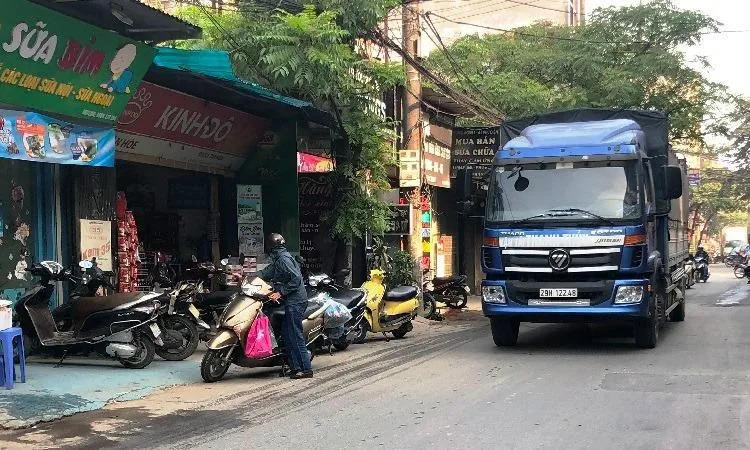 Giá bán nhà mặt phố khu vực đường Phú Diễn, quận Bắc Từ Liêm hiện tại bao nhiêu?