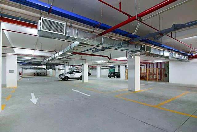 Có đủ chỗ đậu ôtô và xe máy chung cư Moonlight Park View Quận Bình Tân không?