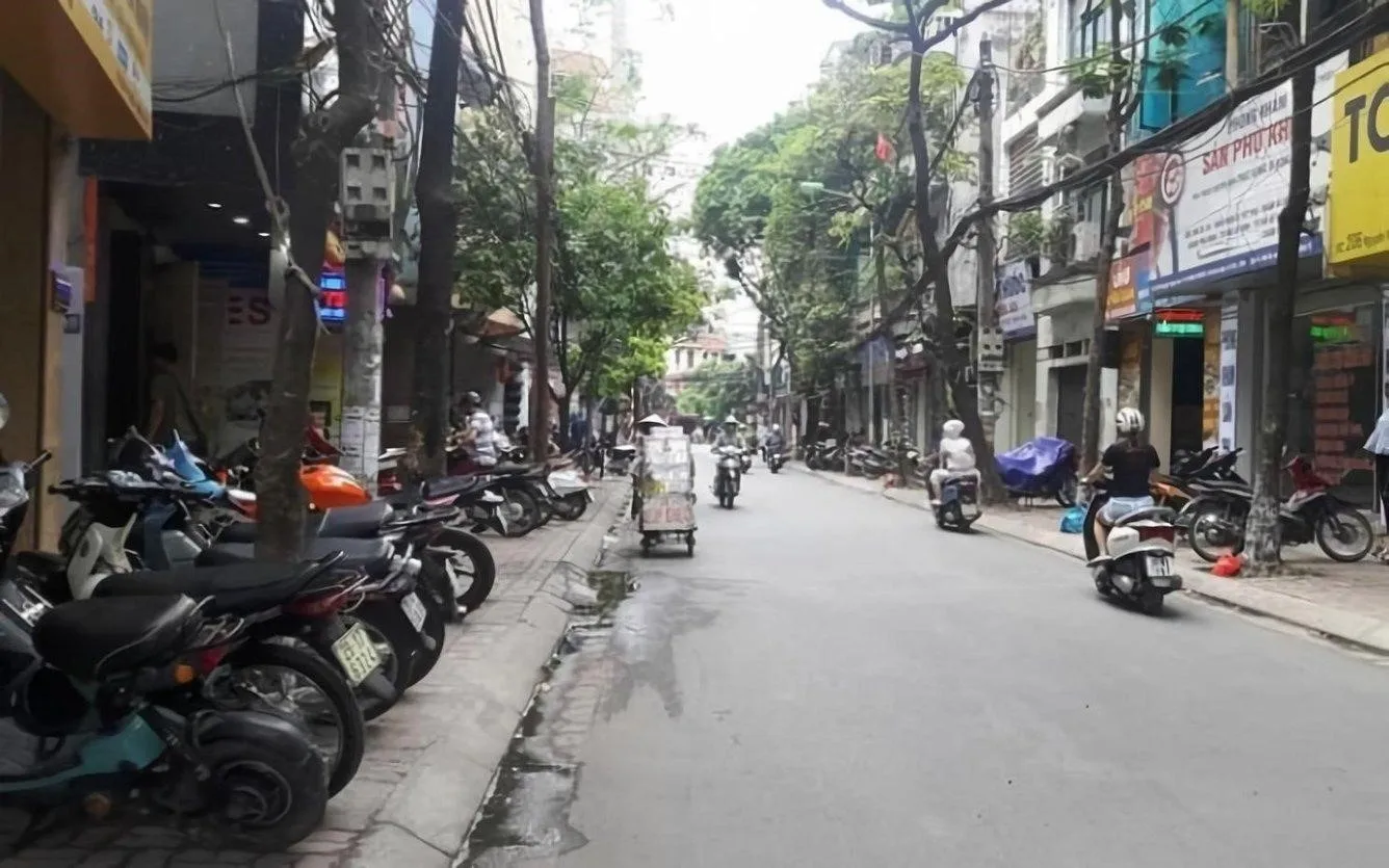 Địa điểm tiến hành thủ tục nhập khẩu với hộ gia đình mua nhà đất tại phố Nguyễn Ngọc Nại, quận Thanh Xuân