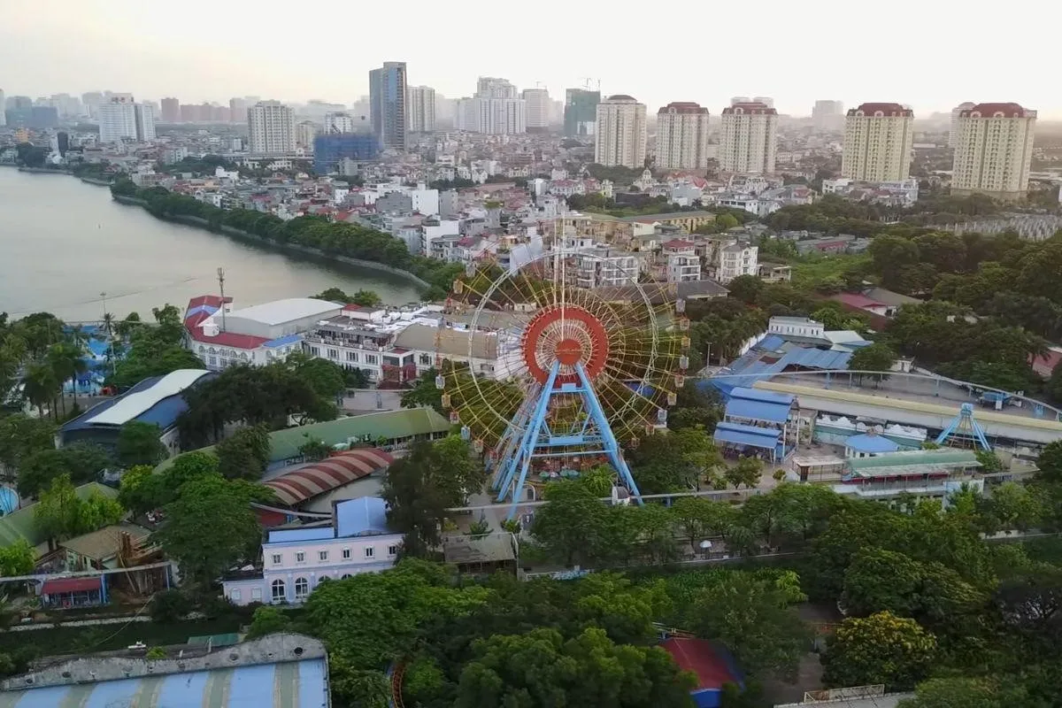 Nhà mặt phố tại phố Trịnh Công Sơn, quận Tây Hồ giá bán bao nhiêu?