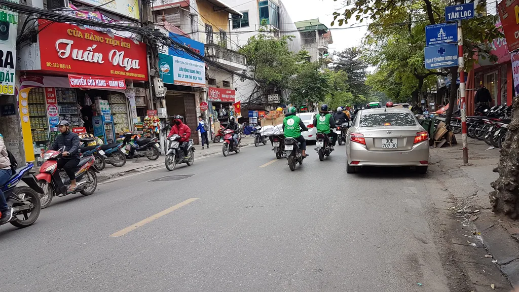 Địa điểm tiến hành thủ tục nhập khẩu với hộ gia đình mua nhà đất tại đường Đại La, quận Hai Bà Trưng