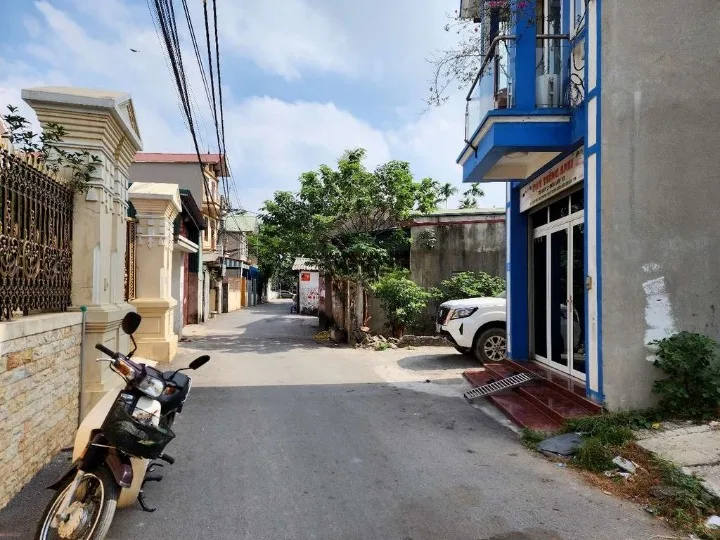 Giá bán nhà riêng, nguyên căn đường Giang Chính, quận Hà Đông hiện tại là bao nhiêu?
