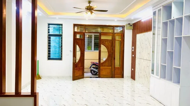 Cập nhật giá bán nhà nở hậu tại phường Lĩnh Nam, quận Hoàng Mai