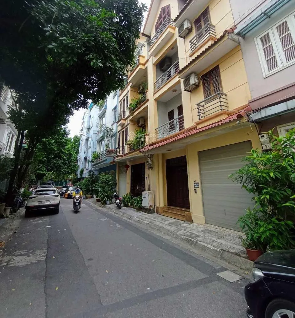 Cập nhật giá bán nhà ngõ ô tô tại phường Giảng Võ, quận Ba Đình