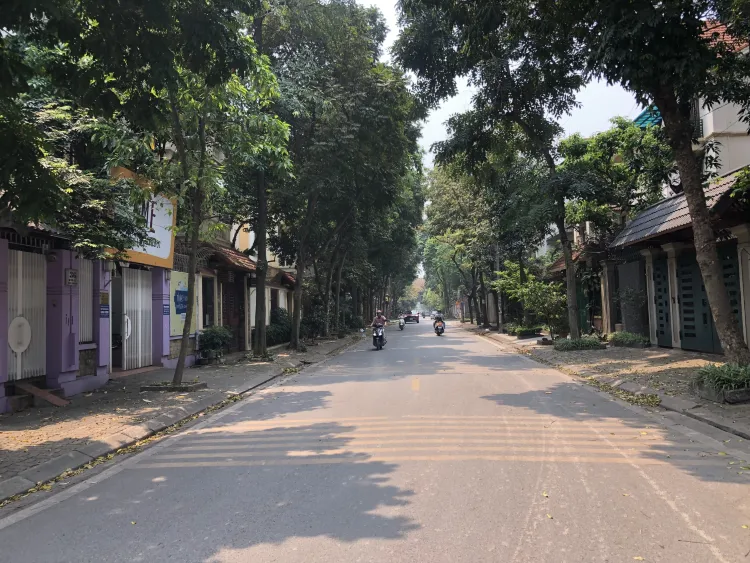 Giá bán nhà riêng, nguyên căn đường Linh Đàm, quận Hoàng Mai hiện tại là bao nhiêu?