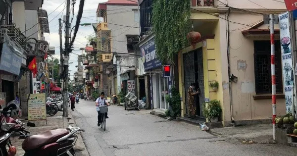 Giá bán nhà riêng, nguyên căn đường Tình Quang, quận Long Biên hiện tại là bao nhiêu?
