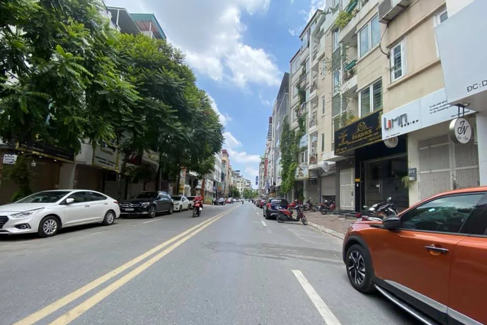 Cập nhật giá bán nhà ngõ ô tô tại phường Trung Phụng, quận Đống Đa