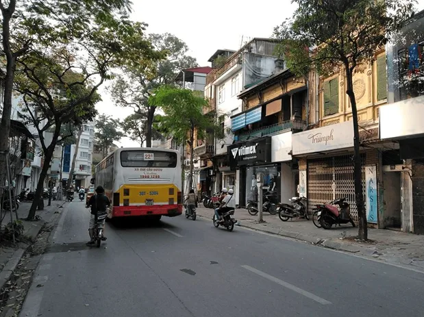 Cập nhật giá bán nhà ngõ ô tô tại phường Quán Thánh, quận Ba Đình