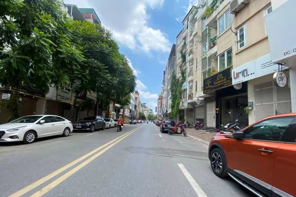 Cập nhật giá bán nhà riêng 4PN tại phường Trung Phụng, quận Đống Đa