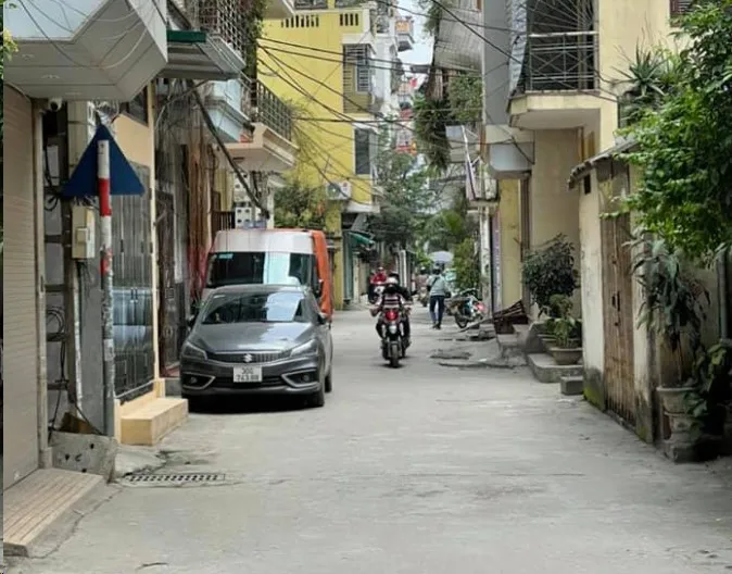 Cập nhật giá bán nhà ngõ ô tô tại phường Lê Đại Hành, quận Hai Bà Trưng