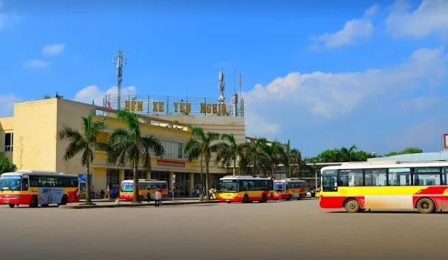 Nhà riêng gần bến xe Yên Nghĩa, quận Hà Đông có giá bán bao nhiêu?