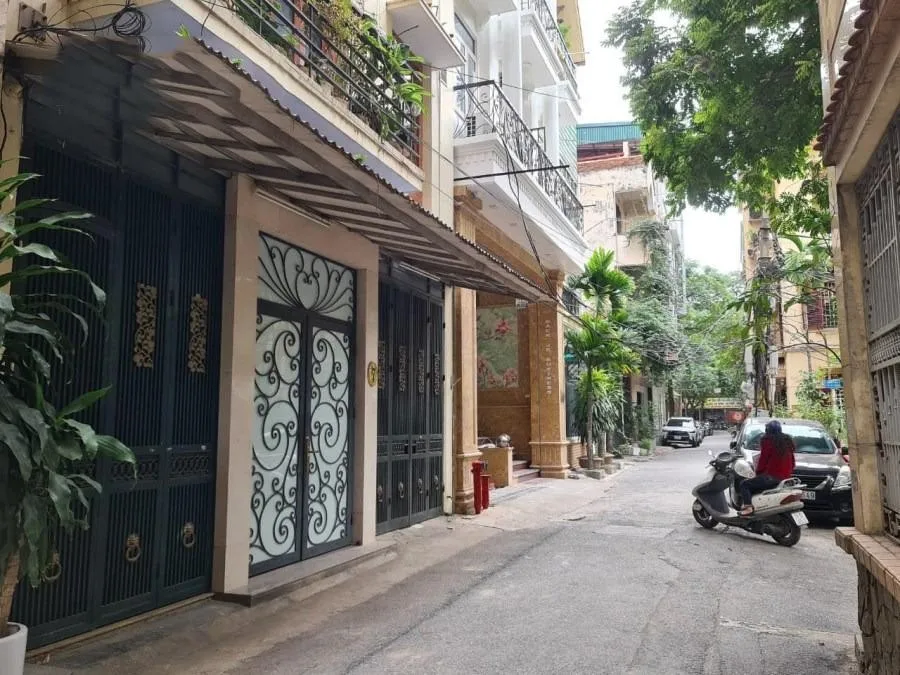 Cập nhật giá bán nhà riêng 4PN tại phường Phương Mai, quận Đống Đa