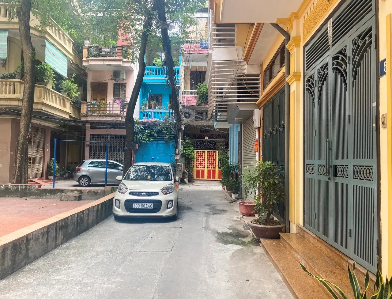 Nhà riêng gần công viên Thanh Xuân, quận Thanh Xuân có giá bán bao nhiêu?