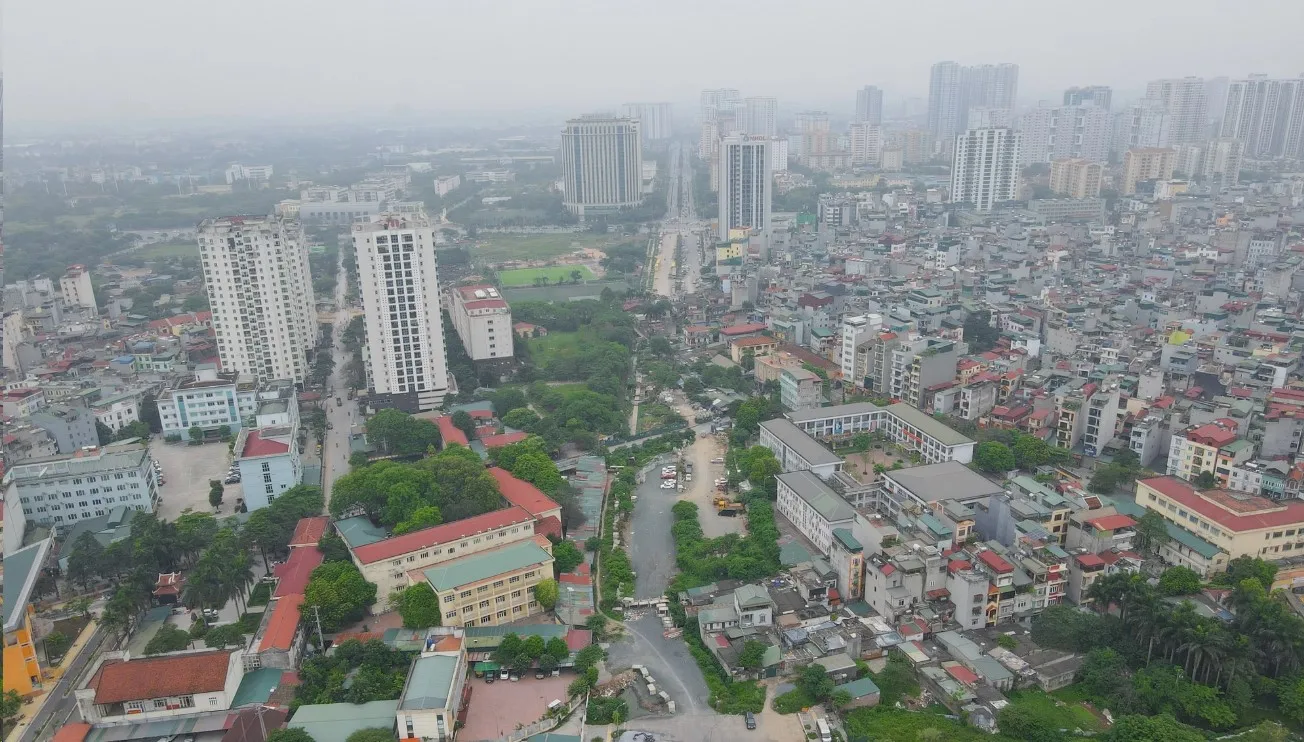 Địa điểm tiến hành thủ tục nhập khẩu với hộ gia đình mua nhà đất tại đường Phạm Hùng, quận Cầu Giấy