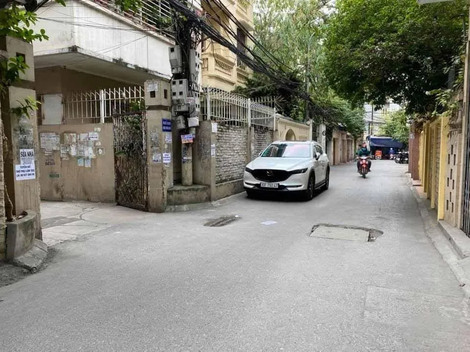 Cập nhật giá bán nhà ngõ ô tô tại phường Quảng An, quận Tây Hồ