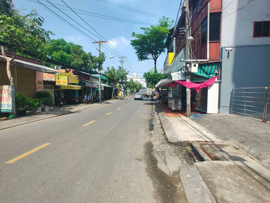 Giá bán nhà riêng đường Mai Văn Vĩnh, Quận 7, TP. HCM hiện tại là bao nhiêu?