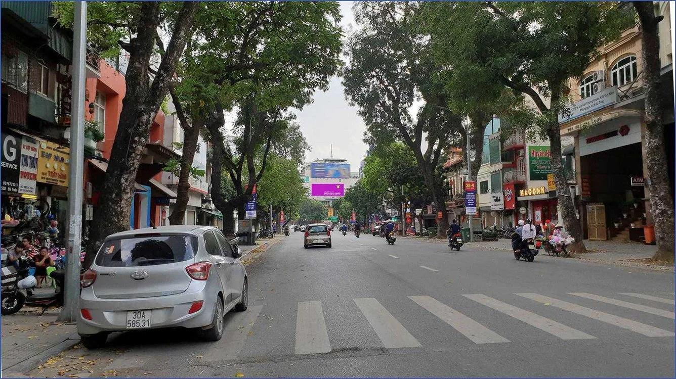 Nhà riêng gần bệnh viện Mắt Trung Ương, quận Hai Bà Trưng có giá bán bao nhiêu?