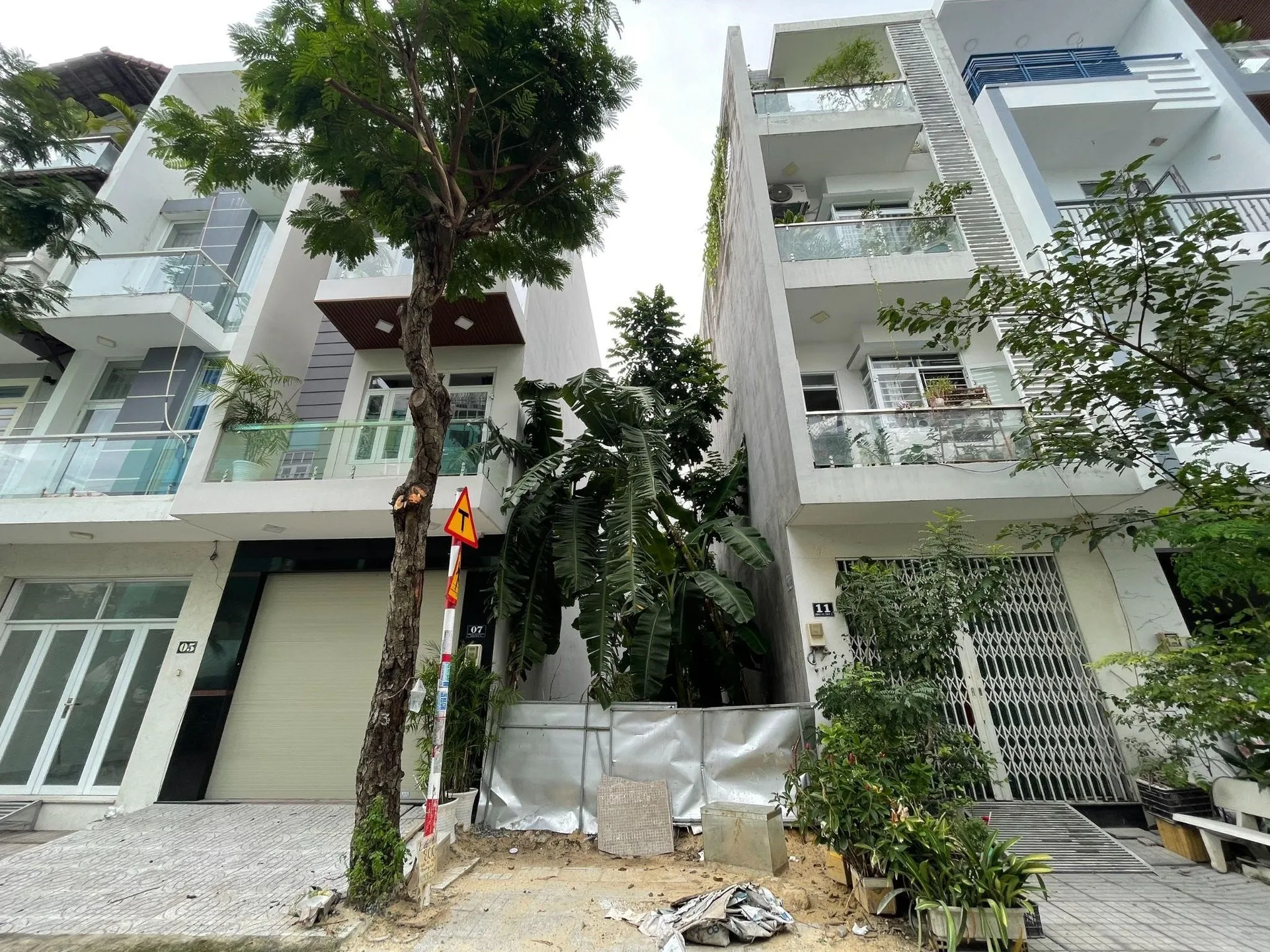 Nhà riêng gần chợ Tân Mỹ, quận 7 có giá bán bao nhiêu?