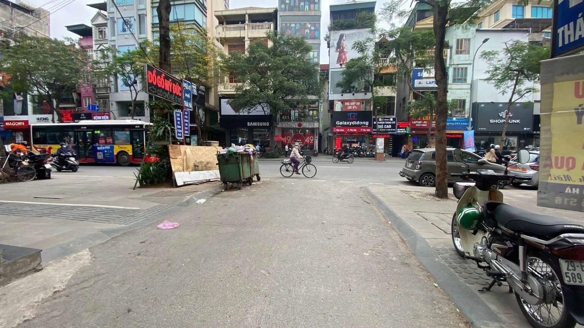 Nhà riêng gần bệnh viện đa khoa Nông Nghiệp, quận Đống Đa có giá bán bao nhiêu?