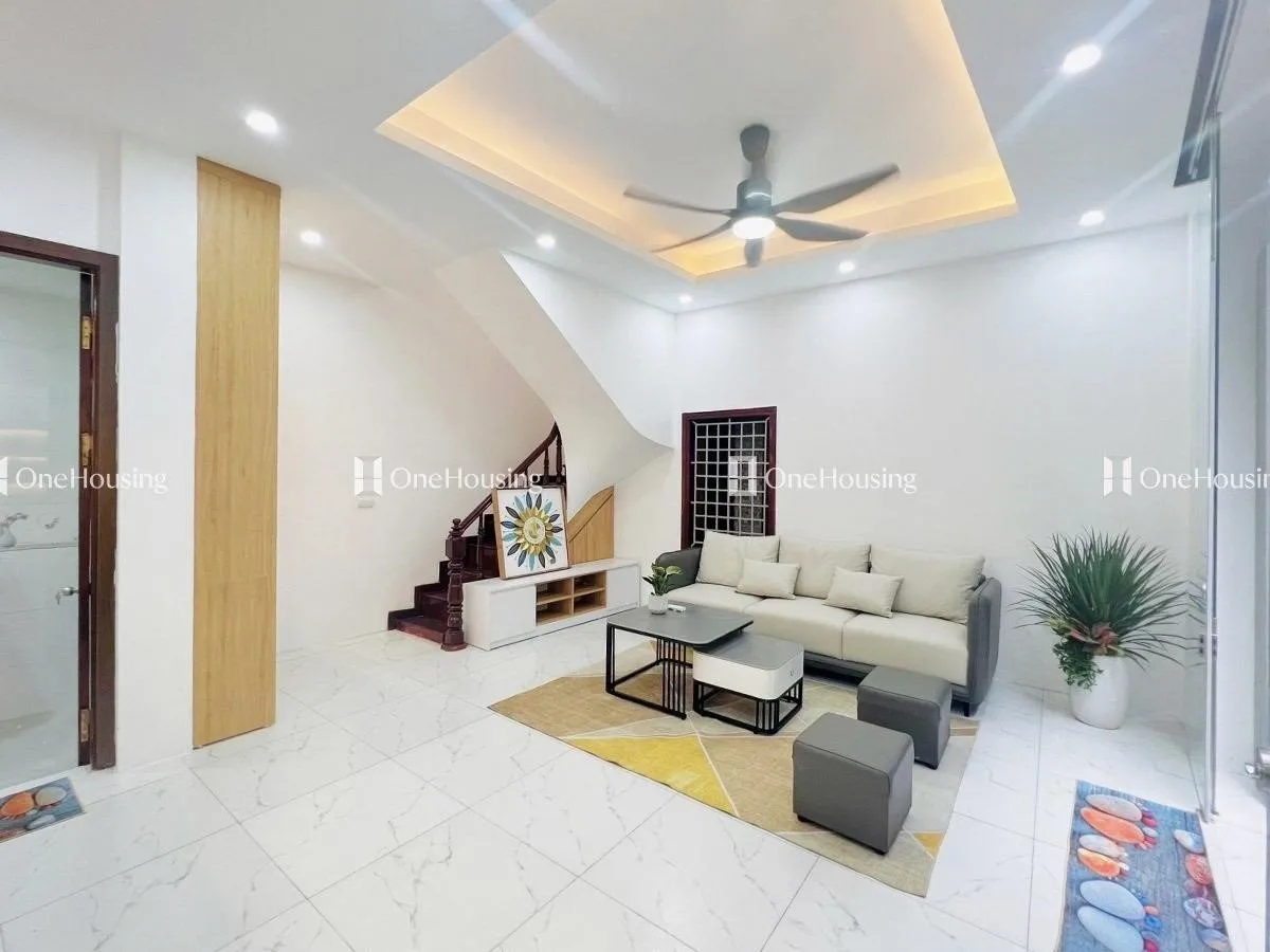 Nhà nguyên căn hướng Đông Bắc quận Nam Từ Liêm đang bán bao nhiêu?