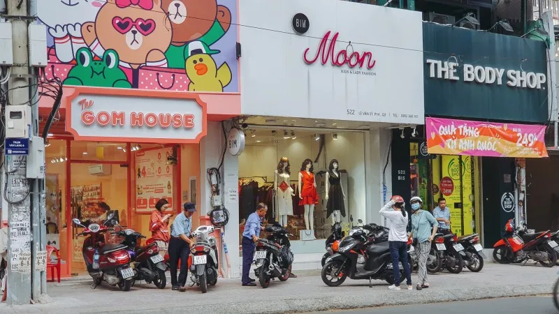 Nhà mặt phố đường Lê Văn Sỹ, Quận 3 hiện có giá bao nhiêu?