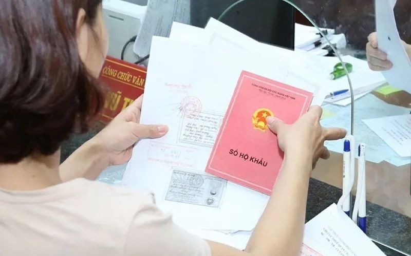 Mua nhà đất tại phố Huỳnh Tấn Phát, quận Long Biên thì tiến hành thủ tục nhập khẩu ở đâu?