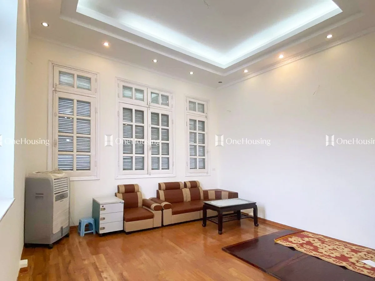 Nhà nguyên căn hướng Tây Nam quận Tây Hồ đang bán bao nhiêu?