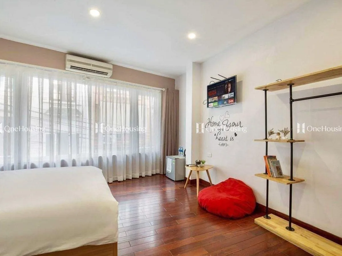 Nhà nguyên căn hướng Tây quận Hoàn Kiếm đang bán bao nhiêu?