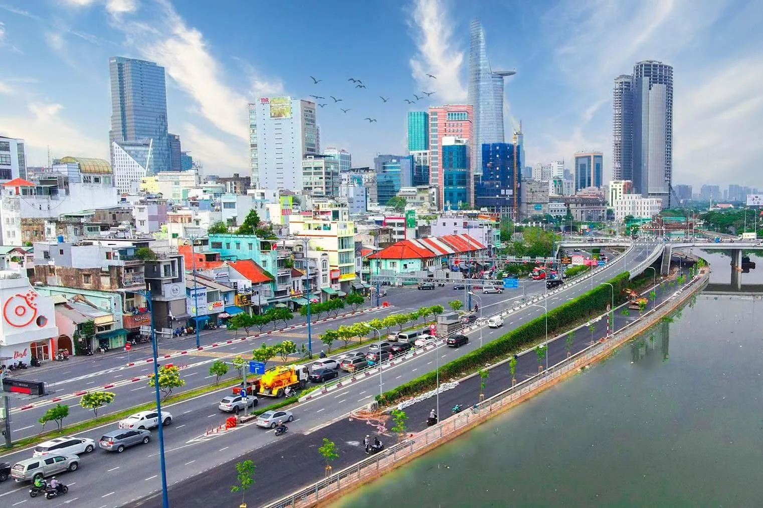 Nhà mặt phố đường Võ Văn Kiệt, Quận 5 hiện có giá bao nhiêu?