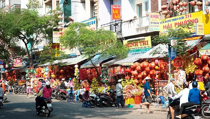 Nhà mặt phố đường Minh Phụng, Quận 6 hiện có giá bao nhiêu?